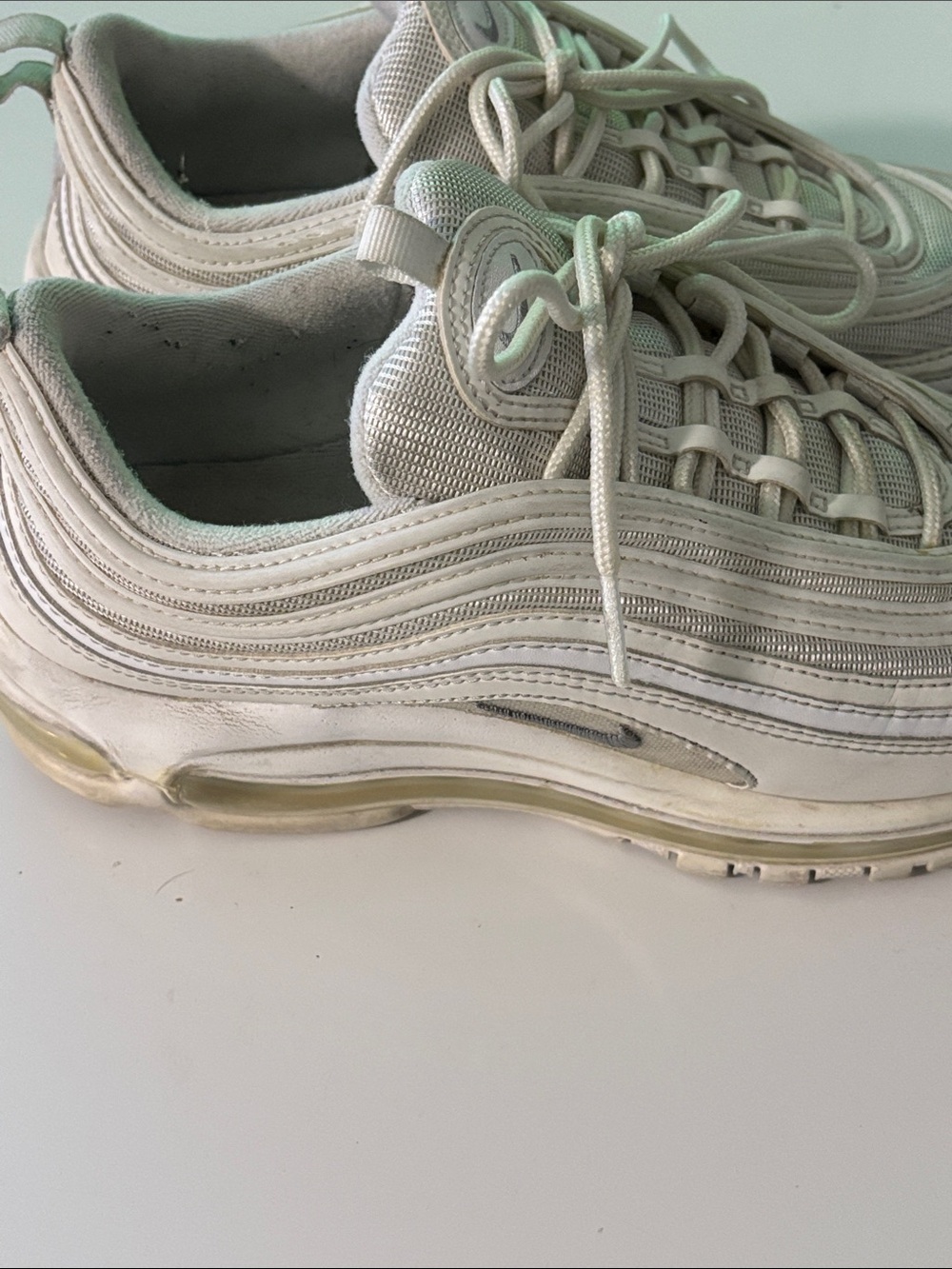 Nike Air Max Men’s white  shoe size  9